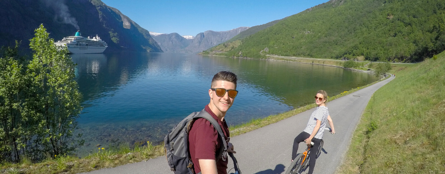 entrevista blog viajando con nael recorrer fiordos noruegos en bici.png